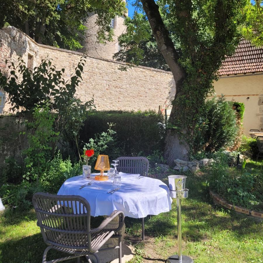 Hostellerie Du Chateau Bellenaves Εξωτερικό φωτογραφία