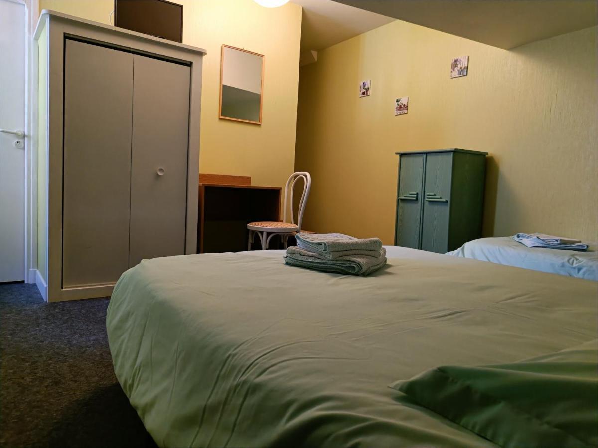 Hostellerie Du Chateau Bellenaves Εξωτερικό φωτογραφία